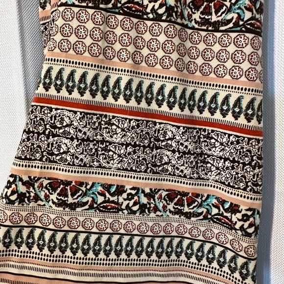 Patterned Stretch Flare Pants - Picture 3 of 3